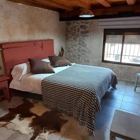 Casa Del Abuelo Pedro Affittacamere Las Majadas Esterno foto